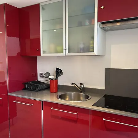 Avec Mezzanine 6 Pers, Piscine, Parking Prive - Fr-1-251-868 Le Lavandou