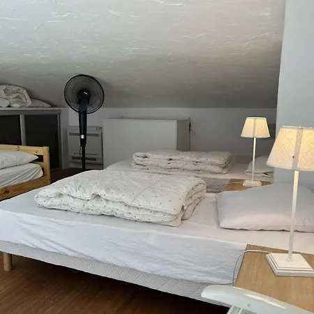 Avec Mezzanine 6 Pers, Piscine, Parking Prive - Fr-1-251-868 * Le Lavandou